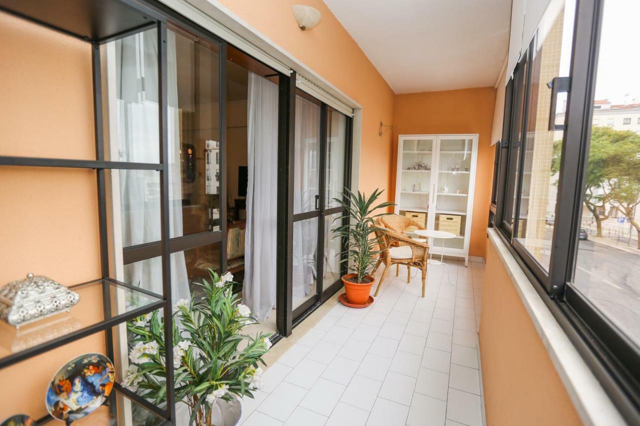Like-Home-T4-Bright Benfica Apt-Terrace Lisboa Exterior foto
